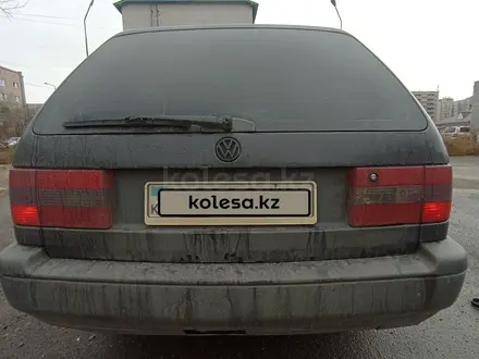 Volkswagen Passat 1995 года за 1 600 000 тг. в Семей – фото 6
