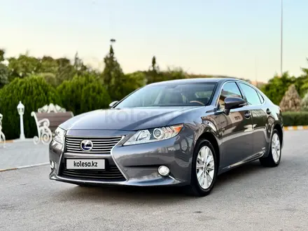 Lexus ES 300h 2013 года за 11 500 000 тг. в Актау – фото 3