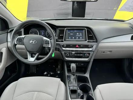 Hyundai Sonata 2019 года за 9 700 000 тг. в Уральск – фото 11