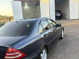Mercedes-Benz C 180 2001 года за 1 970 000 тг. в Алматы – фото 2