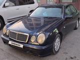 Mercedes-Benz E 200 1998 года за 2 500 000 тг. в Атырау – фото 4