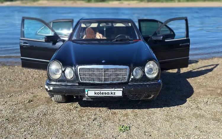 Mercedes-Benz E 240 1998 года за 2 600 000 тг. в Семей
