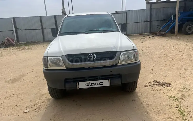 Toyota Hilux 2004 годаүшін2 600 000 тг. в Кульсары