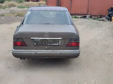 Mercedes-Benz E 300 1994 года за 2 500 000 тг. в Алматы – фото 8