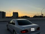 Mercedes-Benz E 320 2000 года за 3 350 000 тг. в Мангистау – фото 3