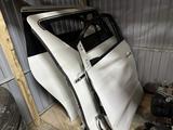 Двери на ALPHARD 20 за 150 000 тг. в Алматы