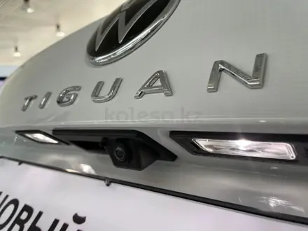 Volkswagen Tiguan R-Line 2.0 2022 года за 28 550 000 тг. в Караганда – фото 16