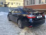 Toyota Camry 2016 года за 10 932 120 тг. в Уральск – фото 3