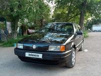 Volkswagen Passat 1991 годаүшін1 400 000 тг. в Тараз