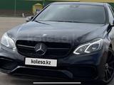 Mercedes-Benz E 200 2013 года за 15 000 000 тг. в Рудный – фото 2