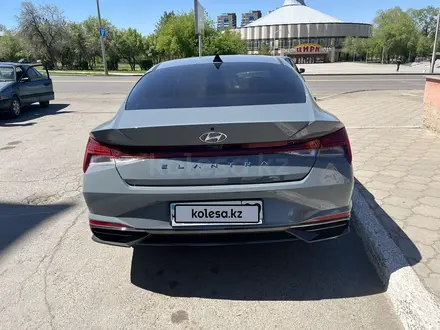 Hyundai Elantra 2022 годаүшін10 750 000 тг. в Караганда – фото 6