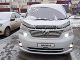 Toyota Vellfire 2011 годаfor6 100 000 тг. в Атырау