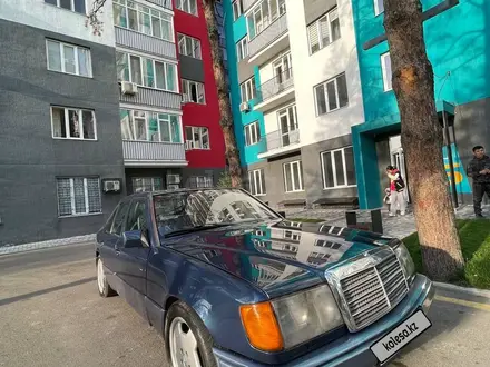 Mercedes-Benz E 320 1993 года за 1 900 000 тг. в Алматы – фото 10