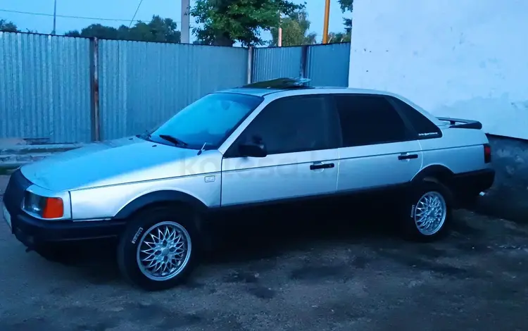 Volkswagen Passat 1988 годаfor2 600 000 тг. в Кокшетау