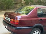 Volkswagen Vento 1992 года за 1 450 000 тг. в Караганда – фото 5