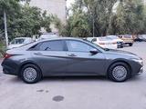 Hyundai Elantra 2024 года за 8 300 000 тг. в Алматы – фото 4