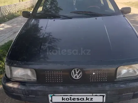 Volkswagen Passat 1994 года за 800 000 тг. в Уральск