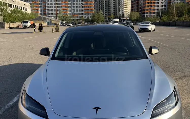 Tesla Model 3 2024 года за 15 200 000 тг. в Алматы