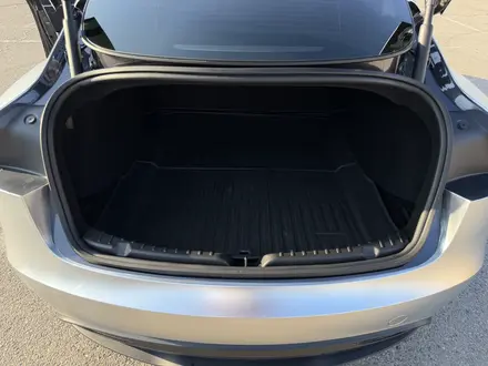 Tesla Model 3 2024 года за 15 200 000 тг. в Алматы – фото 14