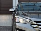 Hyundai Santa Fe 2013 годаfor8 699 999 тг. в Караганда – фото 4