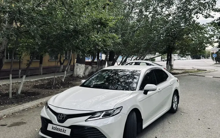 Toyota Camry 2019 годаүшін11 500 000 тг. в Атырау