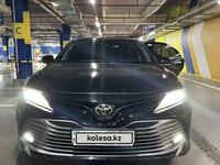 Toyota Camry 2019 года за 15 000 000 тг. в Шымкент