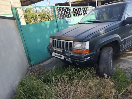 Jeep Grand Cherokee 1995 года за 2 800 000 тг. в Талдыкорган