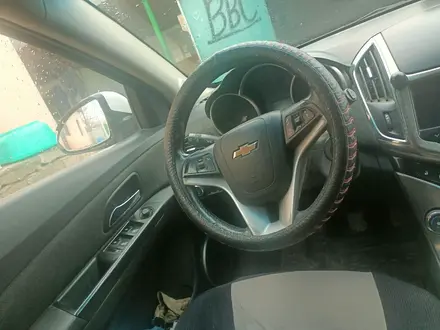 Chevrolet Cruze 2015 года за 4 800 000 тг. в Шымкент – фото 4