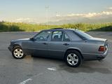 Mercedes-Benz E 300 1990 годаүшін1 799 900 тг. в Алматы – фото 4