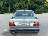 Mercedes-Benz E 300 1990 годаүшін1 799 900 тг. в Алматы – фото 5