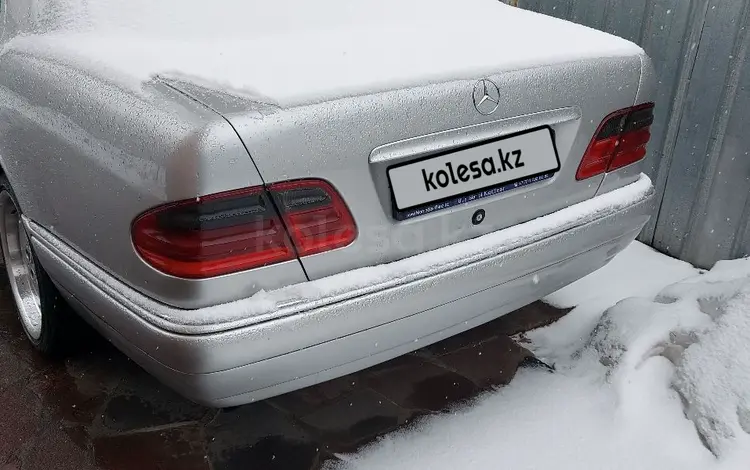 Mercedes-Benz E 280 1998 годаfor4 000 000 тг. в Алматы