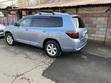 Toyota Highlander 2008 года за 10 200 000 тг. в Алматы – фото 2