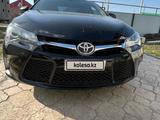 Toyota Camry 2017 года за 5 500 000 тг. в Уральск – фото 4