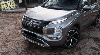 Mitsubishi Outlander 2022 года за 18 000 000 тг. в Алматы