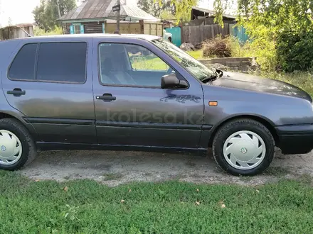 Volkswagen Golf 1993 года за 1 200 000 тг. в Алтай – фото 4