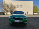 Skoda Rapid 2015 года за 5 700 000 тг. в Уральск – фото 4