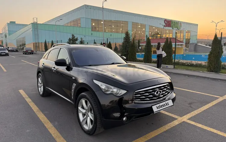 Infiniti FX35 2008 года за 8 300 000 тг. в Алматы