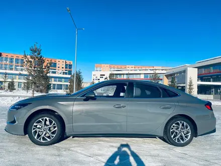 Hyundai Sonata 2020 года за 11 500 000 тг. в Кокшетау – фото 2