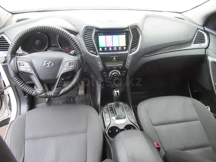 Hyundai Santa Fe 2014 года за 7 531 000 тг. в Актобе – фото 9