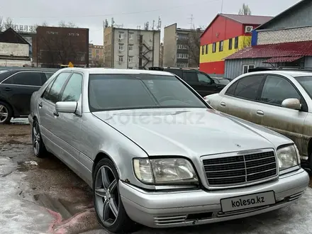 Mercedes-Benz S 500 1995 года за 2 700 000 тг. в Уральск – фото 2