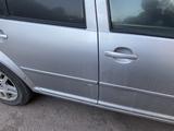 Volkswagen Golf 2002 годаүшін2 500 000 тг. в Караганда – фото 4