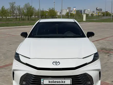 Toyota Camry 2025 года за 22 500 000 тг. в Астана