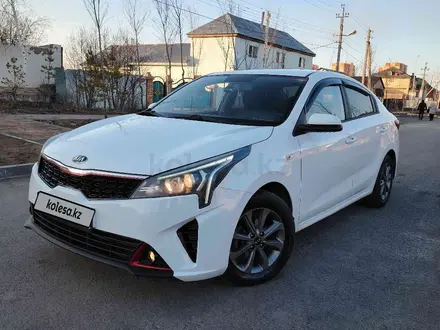 Kia Rio 2020 года за 7 800 000 тг. в Астана