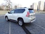 Toyota Land Cruiser Prado 2015 годаүшін19 970 000 тг. в Алматы – фото 5