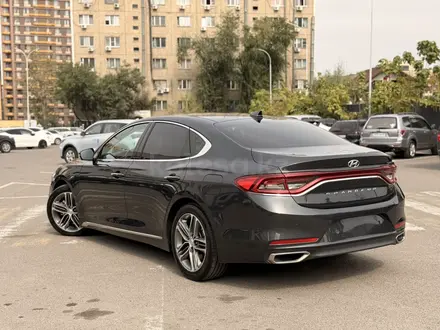 Hyundai Grandeur 2016 года за 11 500 000 тг. в Алматы – фото 7