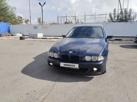 BMW 528 1999 года за 3 000 000 тг. в Караганда – фото 4