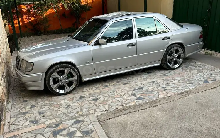 Mercedes-Benz E 280 1994 года за 3 000 000 тг. в Шымкент