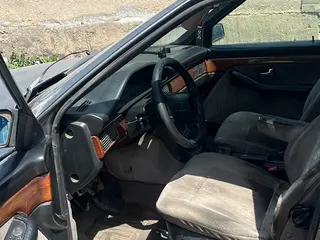 Audi 100