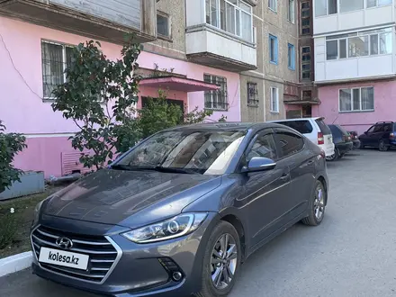 Hyundai Elantra 2016 года за 7 400 000 тг. в Караганда