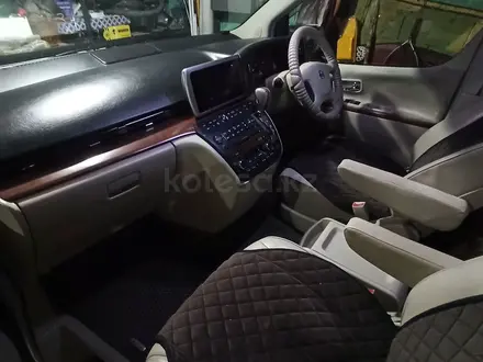 Nissan Elgrand 2005 годаүшін7 500 000 тг. в Кокшетау – фото 5